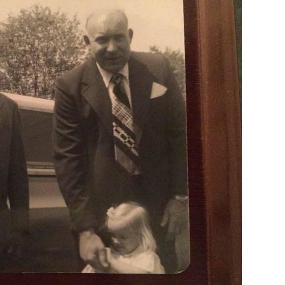 Meet your Posher, Larene - Picture 1 of 1